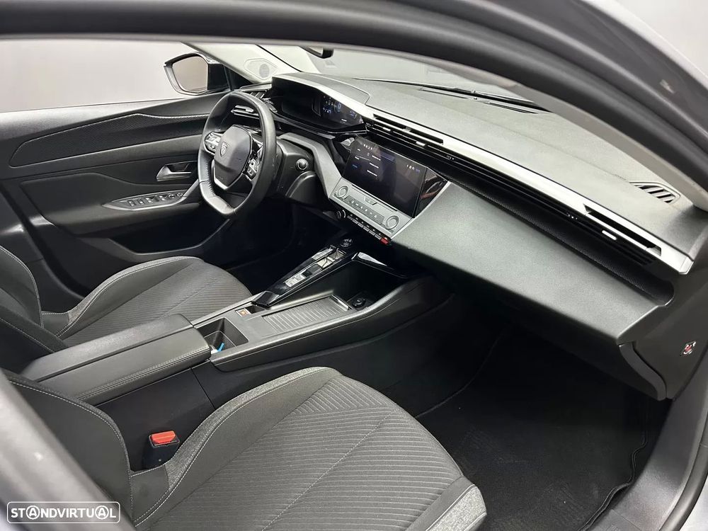 Peugeot 308 1.6 Hybrid Allure Pack e-EAT8 - 24