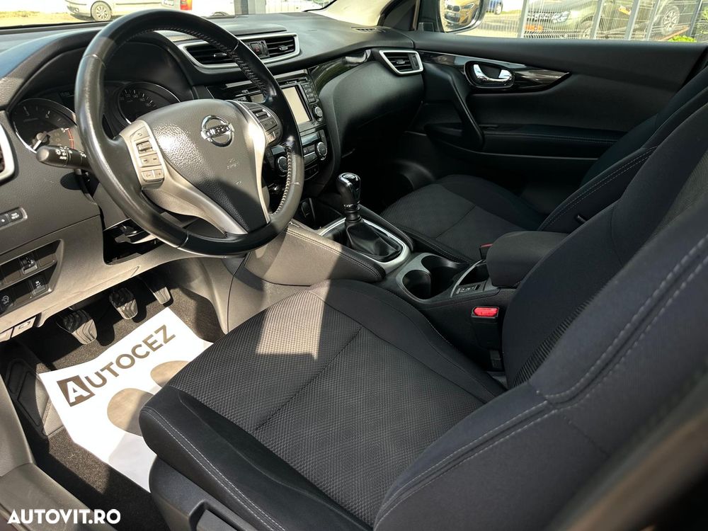 Nissan Qashqai 1.6 DCI TEKNA - 16