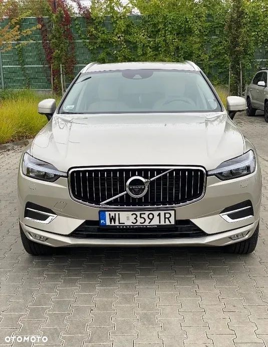 Volvo XC 60 D4 R-Design - 4