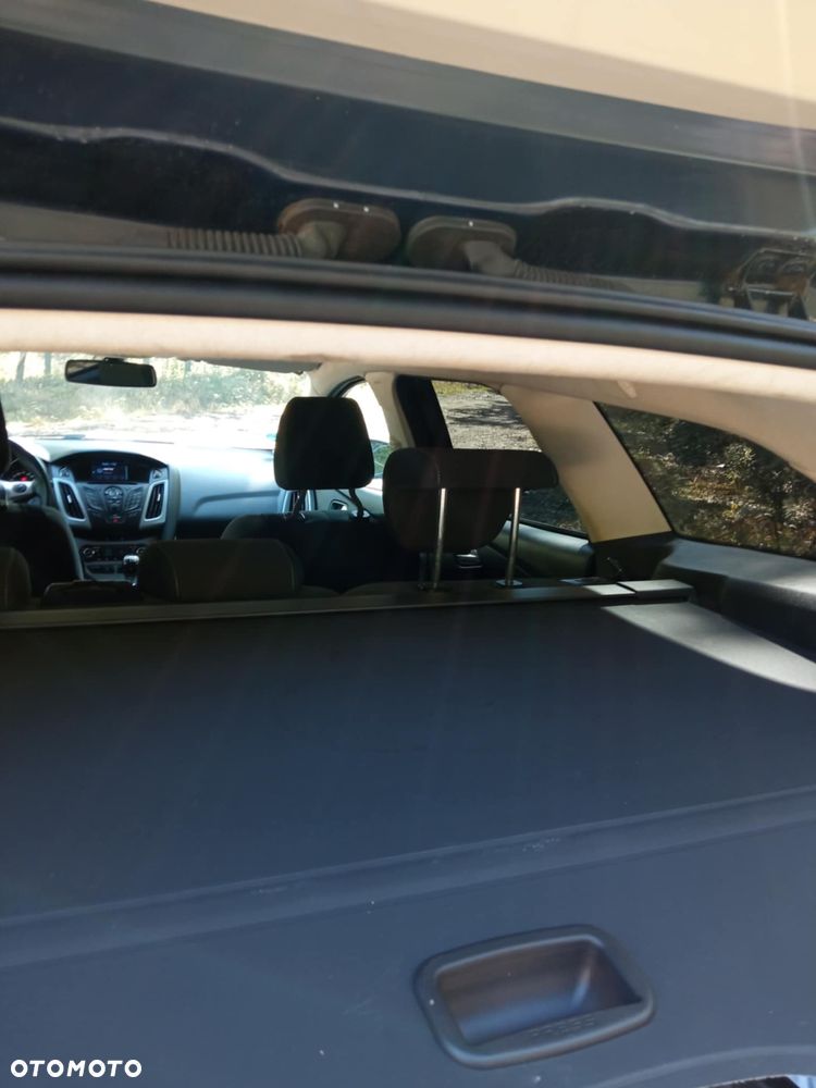 Ford Focus 1.6 TDCi DPF Champions Edition - 16