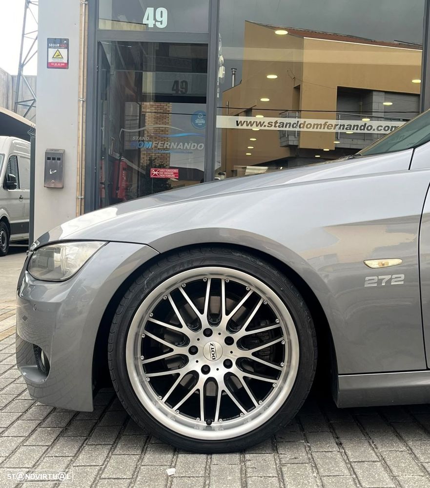 BMW 330 i - 4