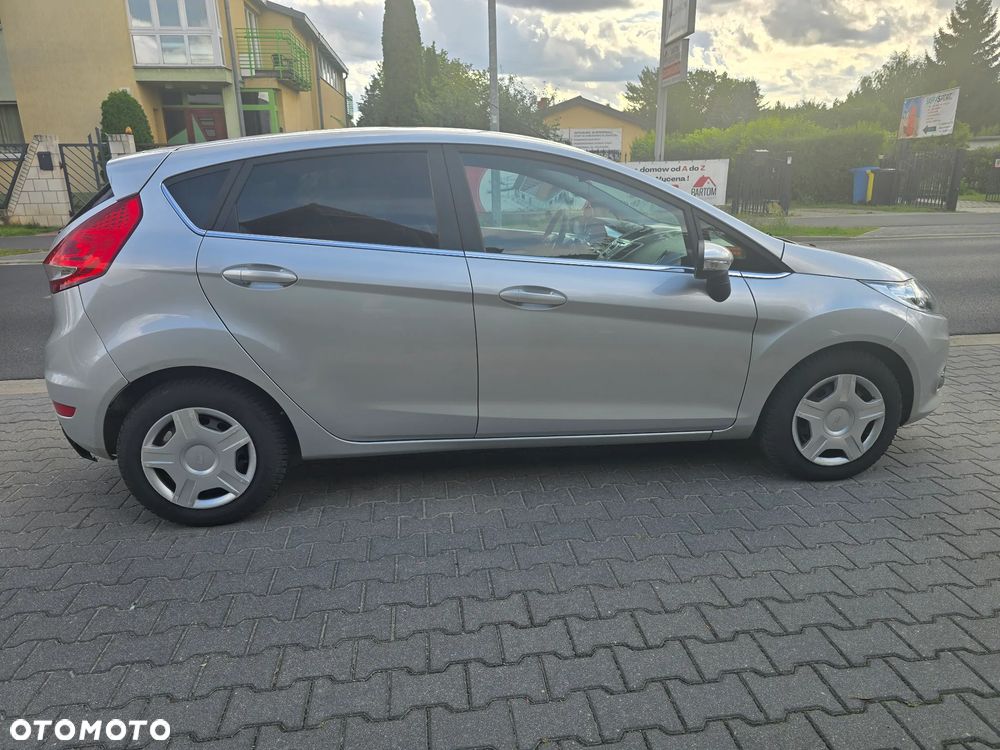 Ford Fiesta 1.6 TDCi DPF Titanium - 3