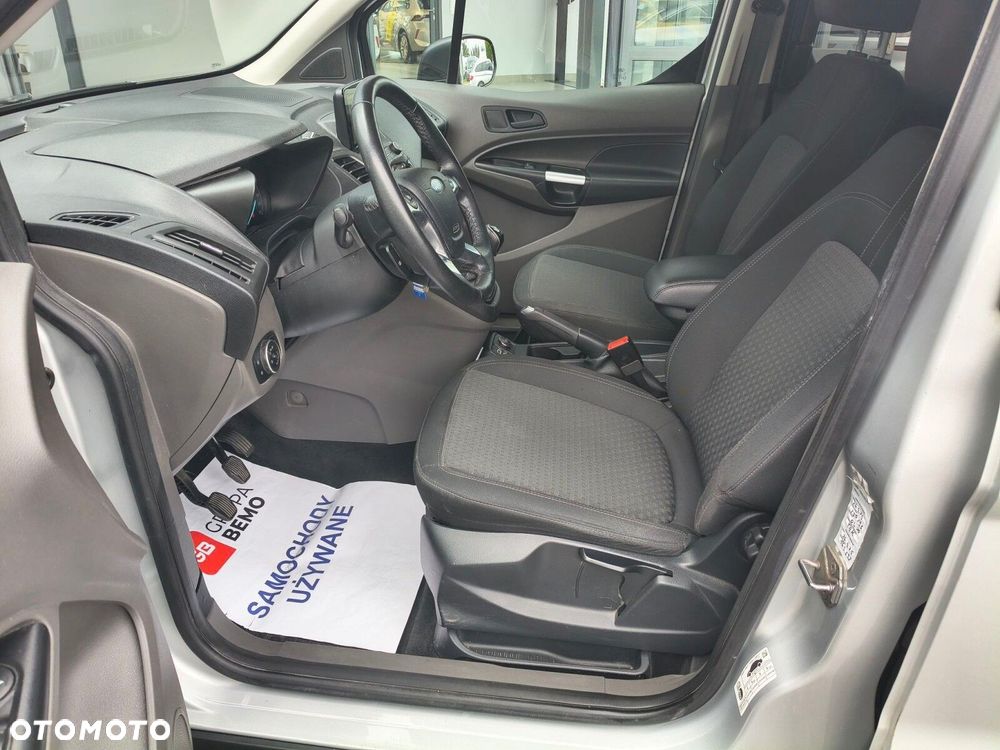 Ford Transit Connect - 12