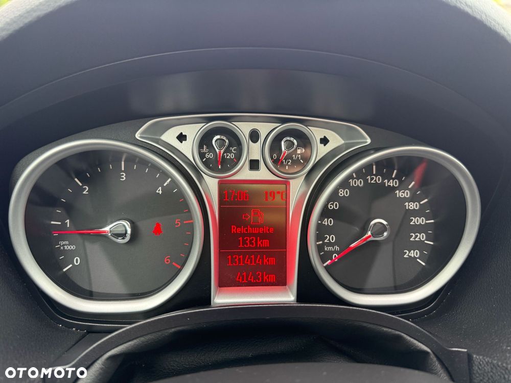 Ford Kuga 2.0 TDCi 4x4 Titanium - 11