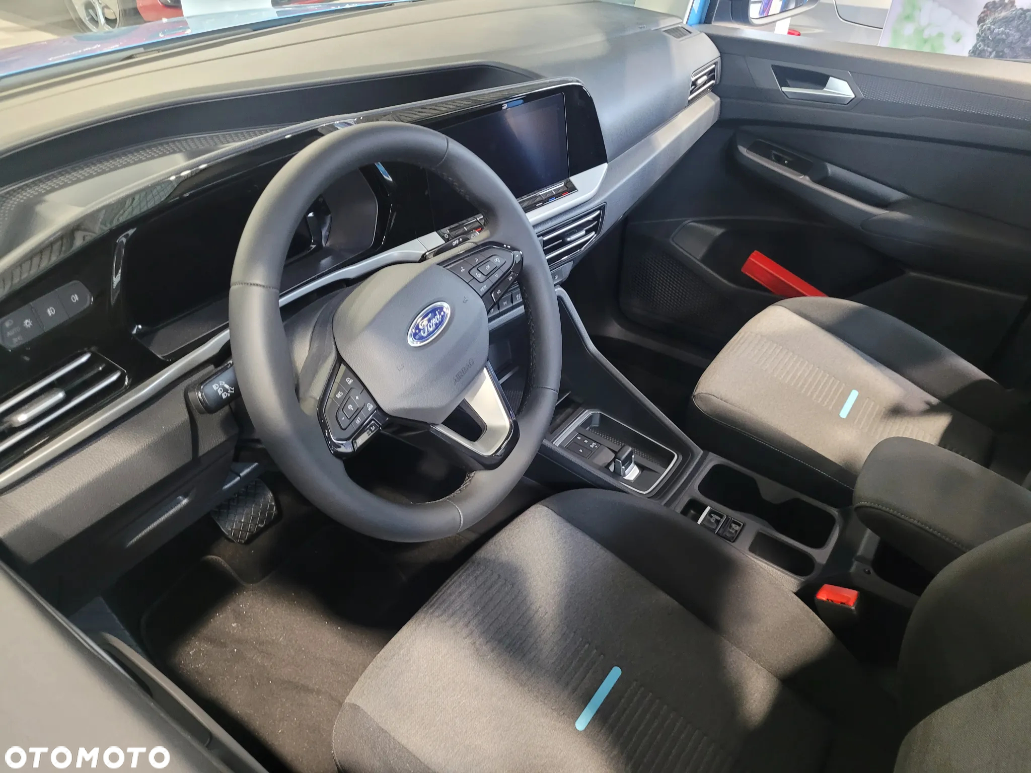 Ford Tourneo Connect Grand - 8