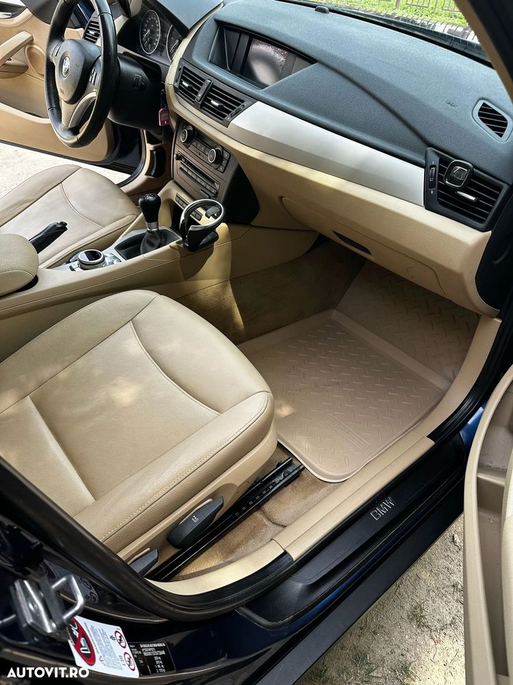 BMW X1 sDrive18d - 23