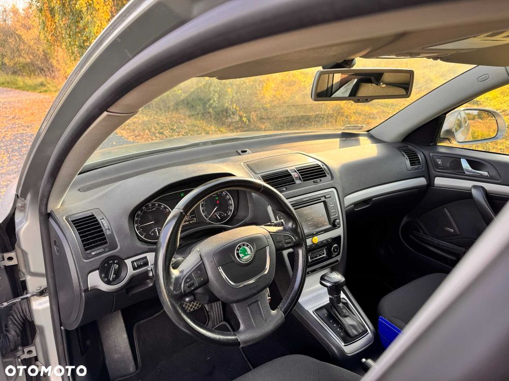 Skoda Octavia - 8