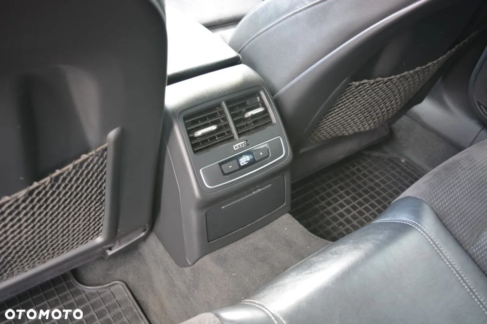 Audi A4 Avant 2.0 TDI DPF S line Sportpaket - 27