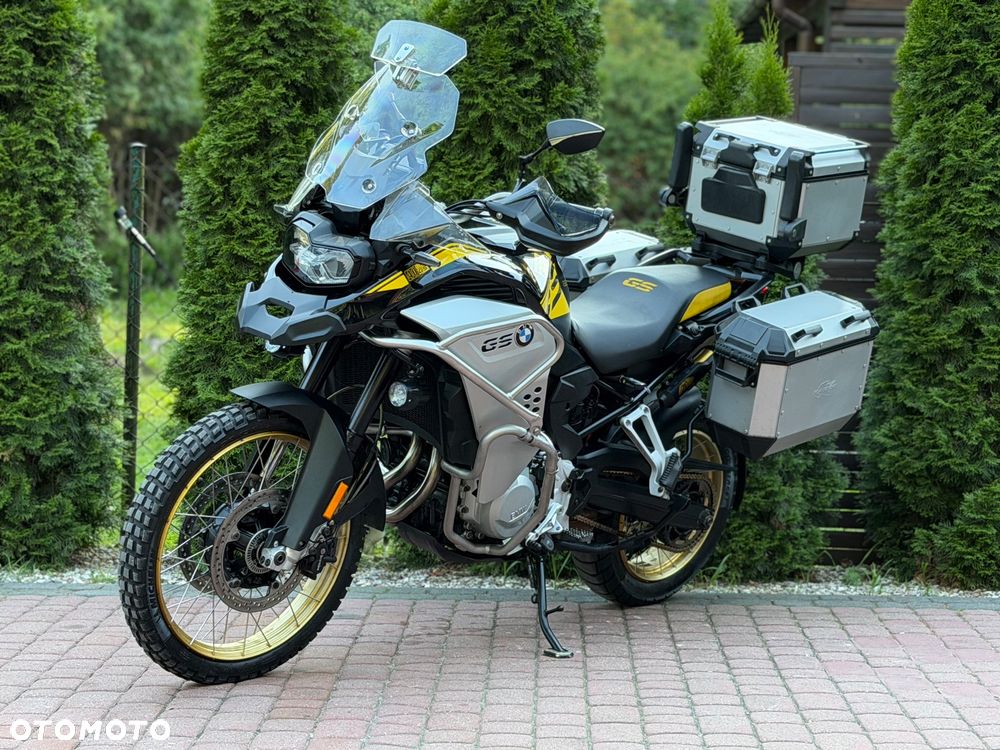 BMW F - 5