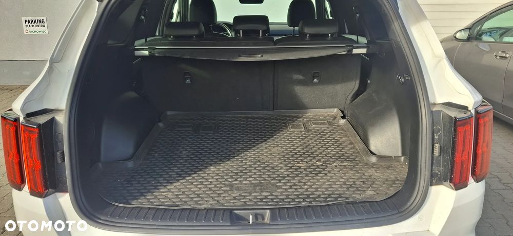 Kia Sorento 1.6 T-GDI HEV M 4WD - 22