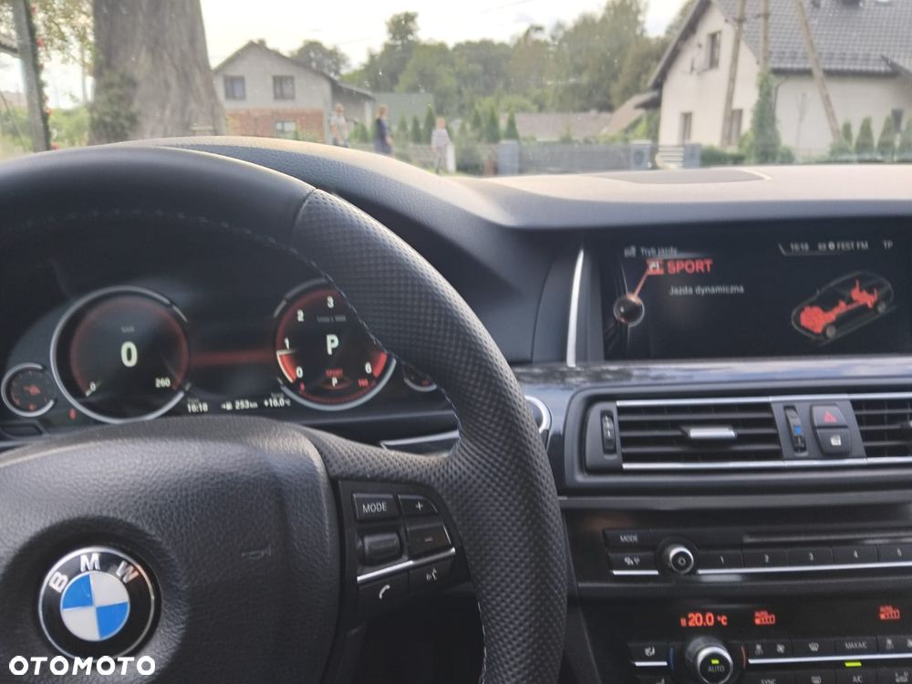 BMW Seria 5 520d - 15