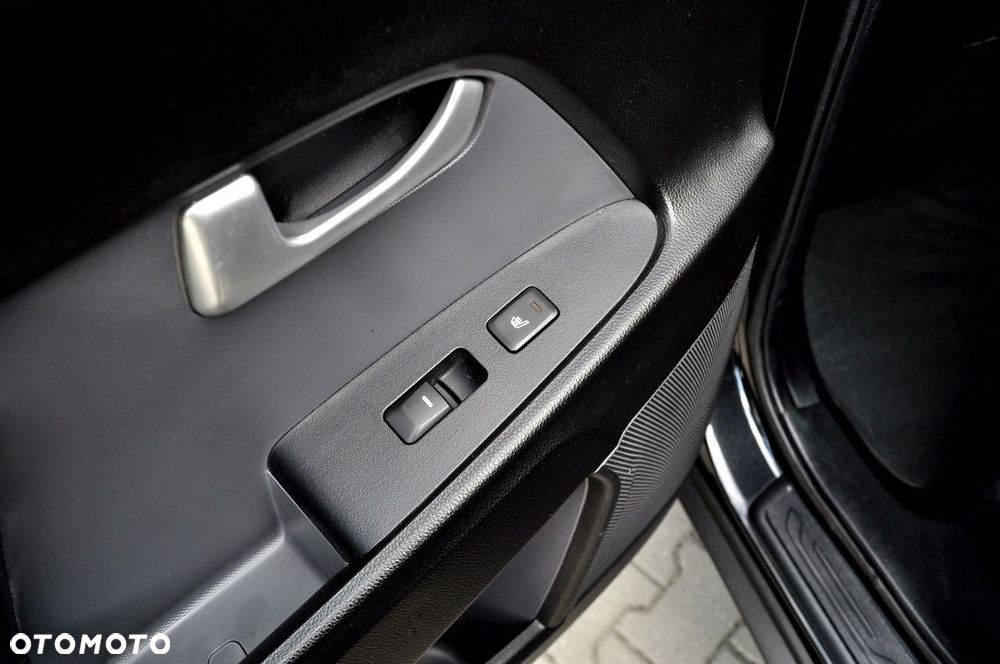 Kia Sportage - 11