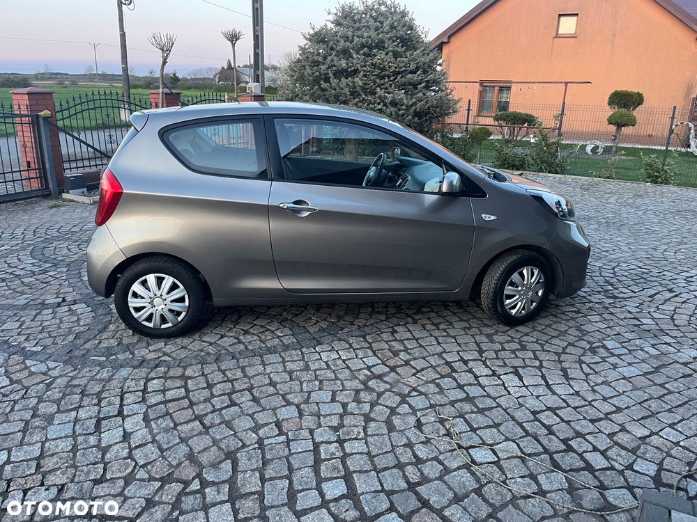 Kia Picanto 1.0 L - 22