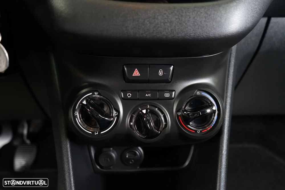 Peugeot 208 1.2 PureTech Style - 29