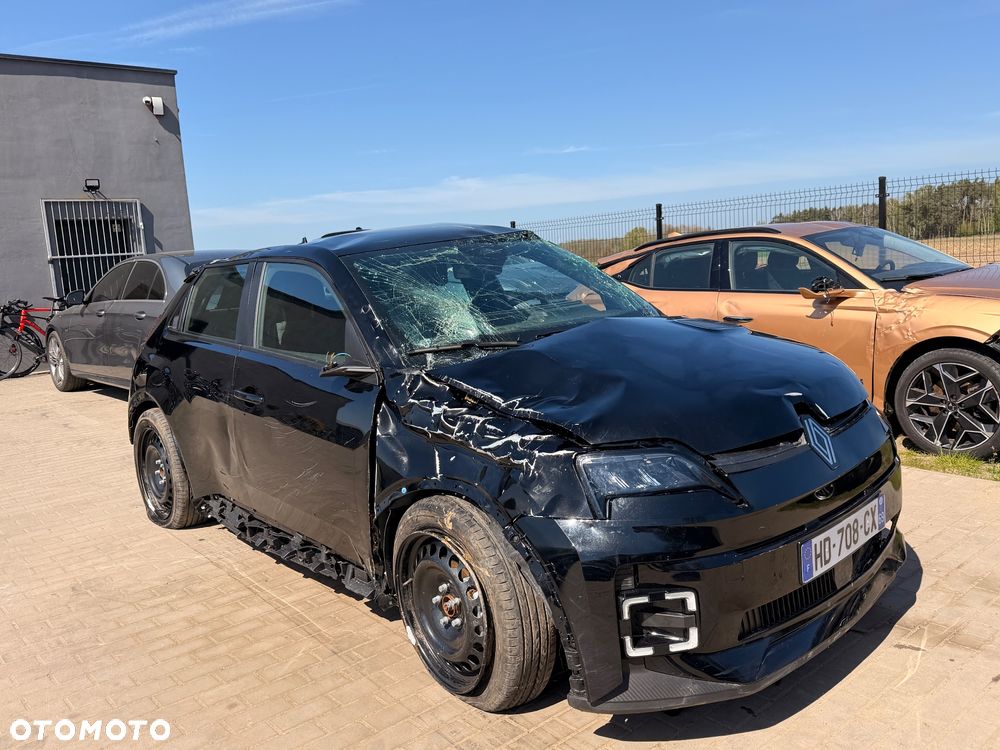 Renault 5 E-Tech Iconic Five 120 Urban Range - 4