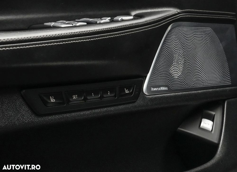 BMW Seria 7 740d xDrive - 29