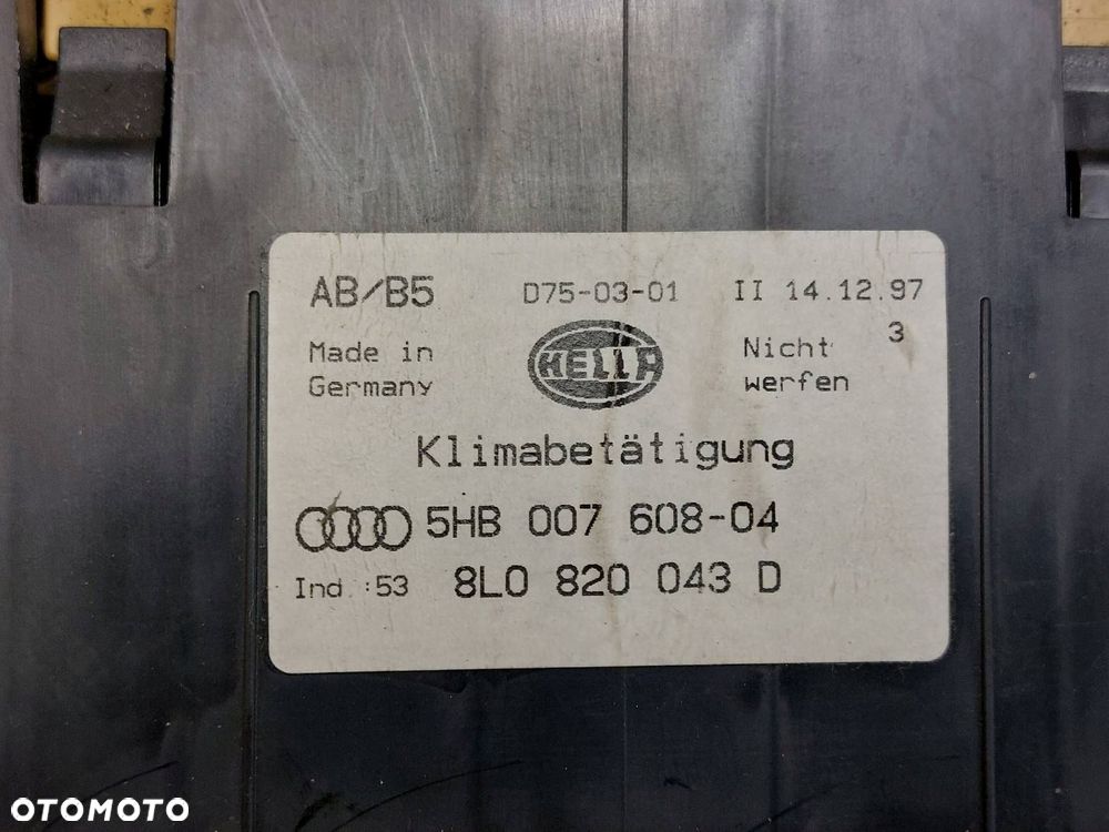 PANEL NAWIEWU AUDI A3 8L 8L0820043D - 2