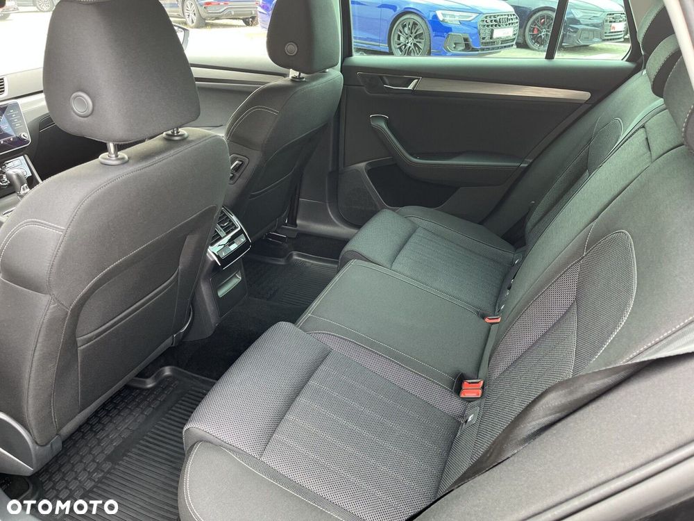 Skoda Superb 2.0 TSI Style DSG - 17