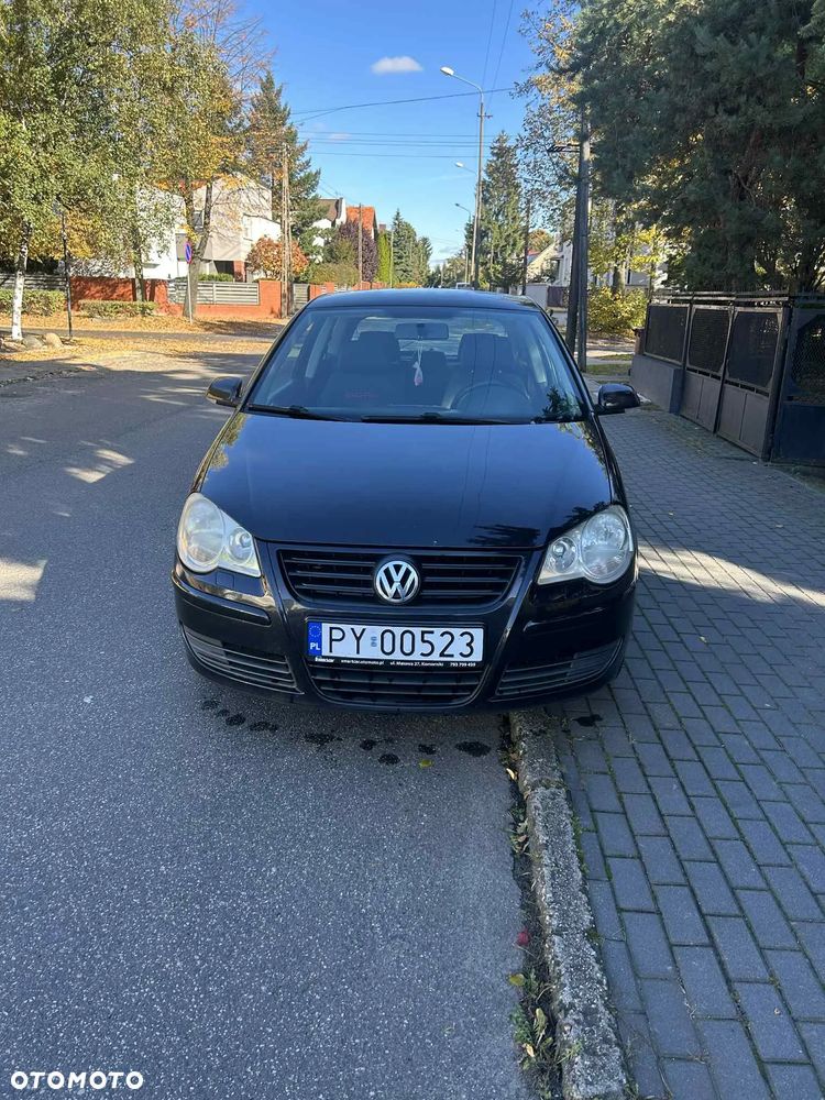 Volkswagen Polo - 1