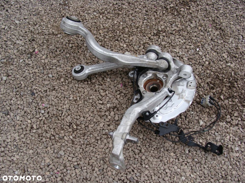 zwrotnica prawa wahacze mercedes glc w253 - 7