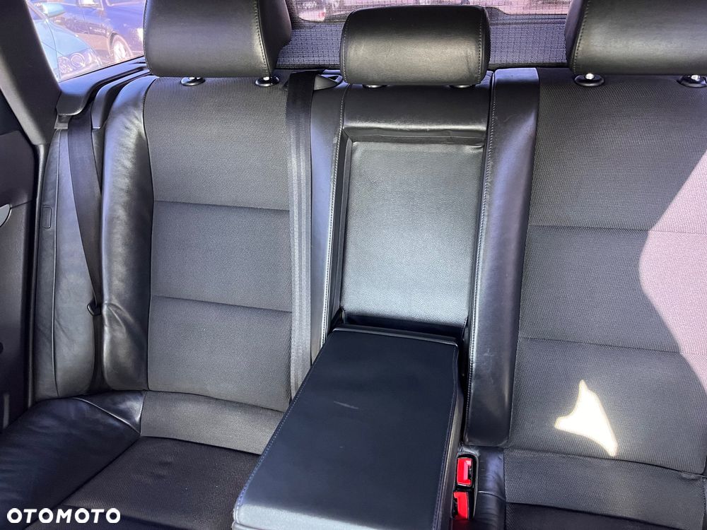 Audi A6 Avant 3.2 FSI Quattro Tiptronic - 14