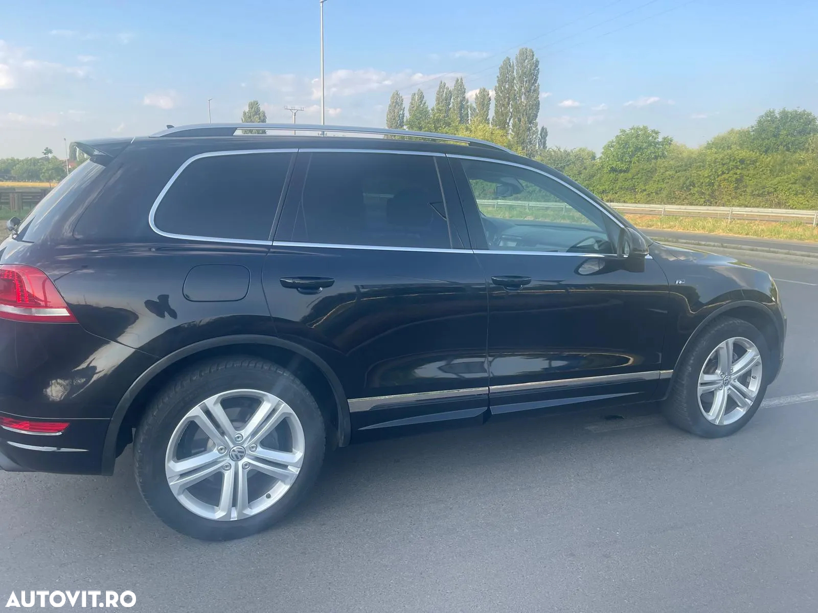 Volkswagen Touareg - 2