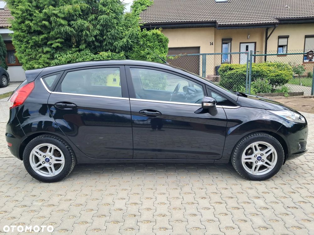 Ford Fiesta 1.6 TDCi DPF Titanium - 9