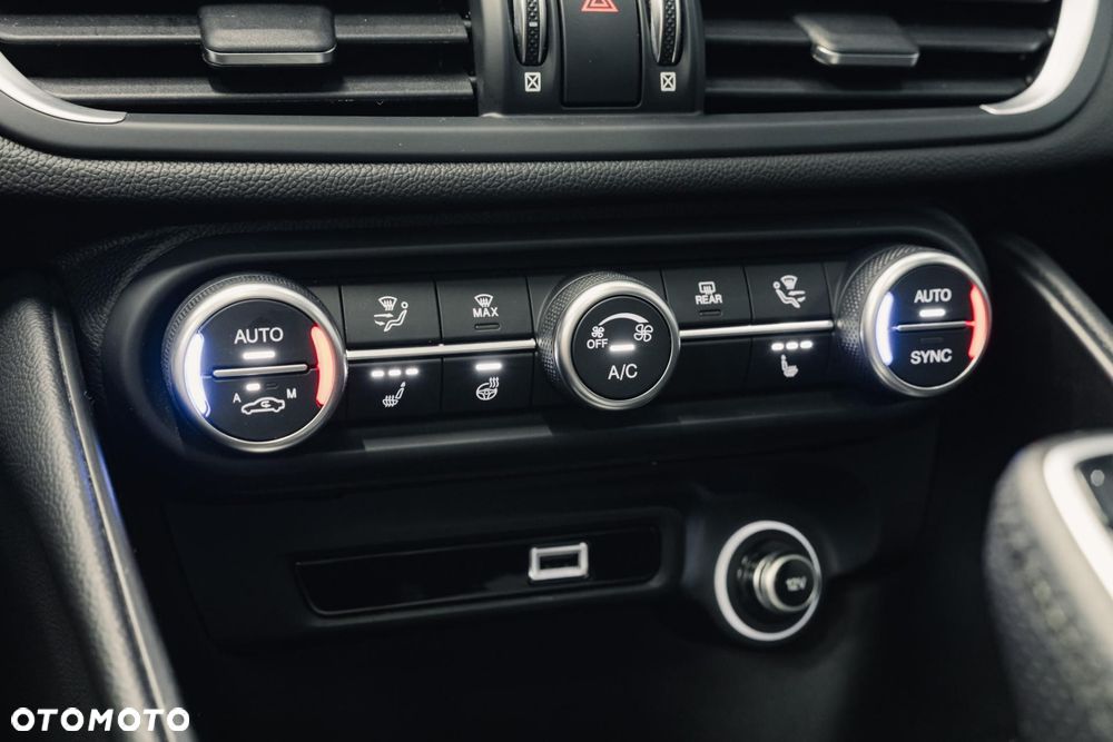 Alfa Romeo Giulia 2.0 Turbo Veloce Q4 - 26