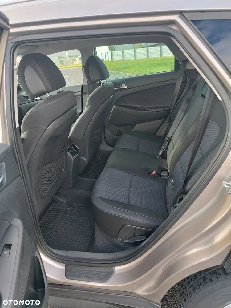 Hyundai Tucson 1.6 GDI BlueDrive Classic 2WD - 16