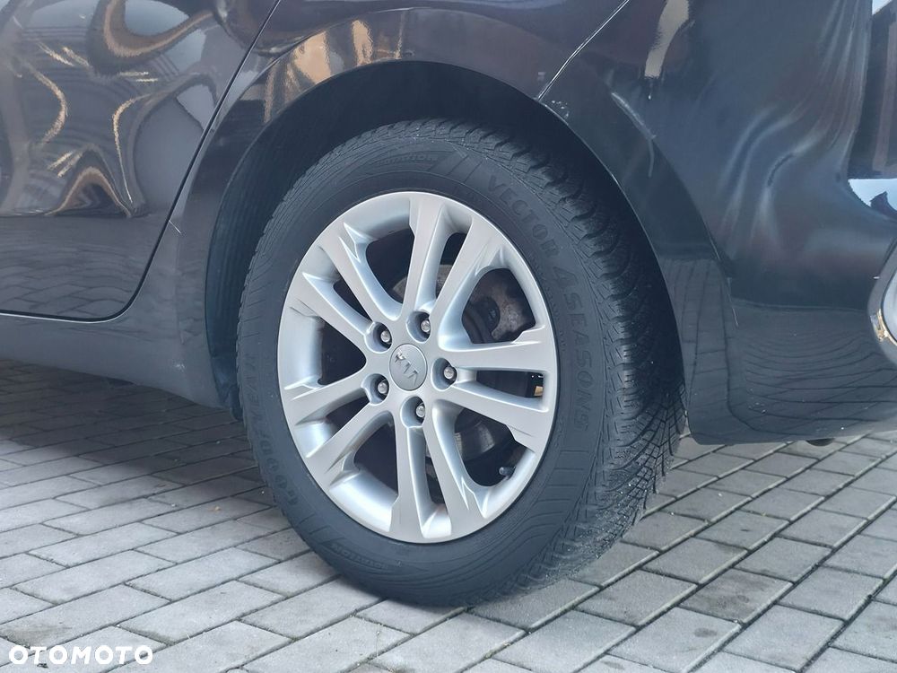 Kia Ceed - 5