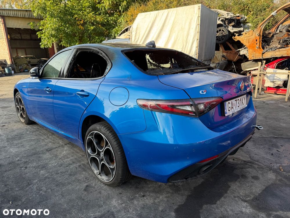 Alfa Romeo Giulia - 4