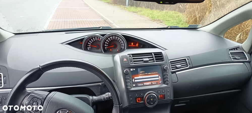 Toyota Verso 1.8 Premium 7os EU6 - 6