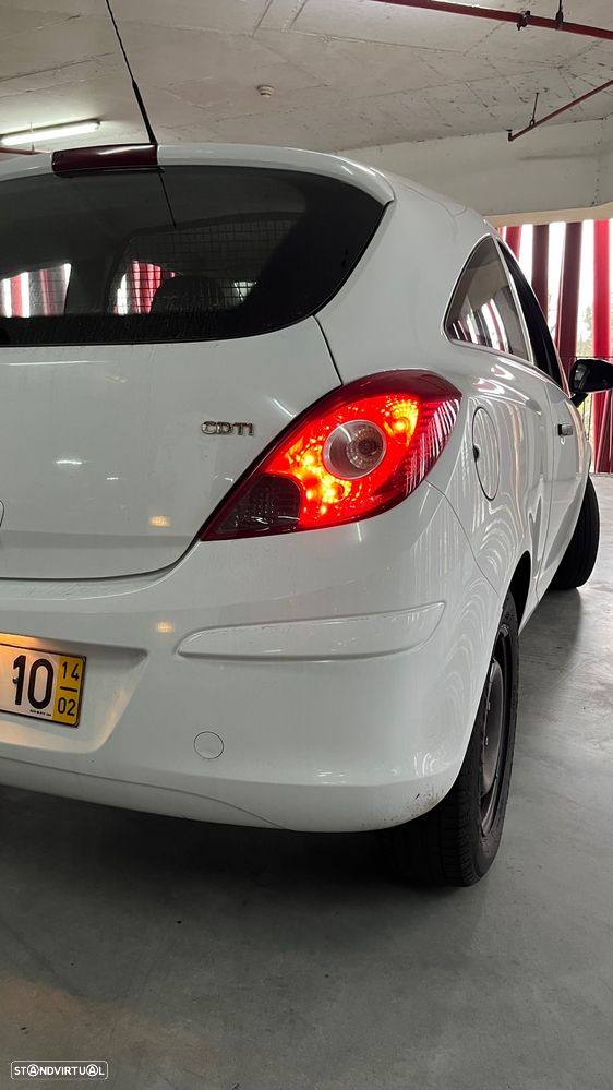 Opel Corsa 1.3 Ctdi Van Ar condicionado - 3