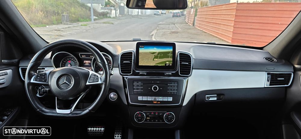 Mercedes-Benz GLS 350 d 4Matic 9G-TRONIC AMG Line - 3