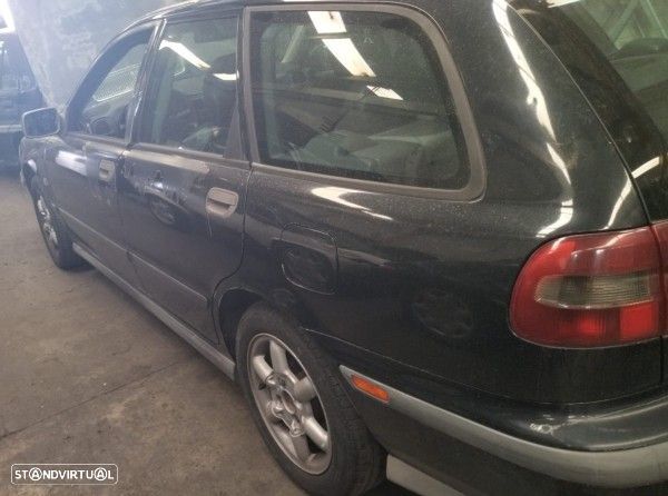 Para Peças Volvo V40 Combi (Vw) - 1