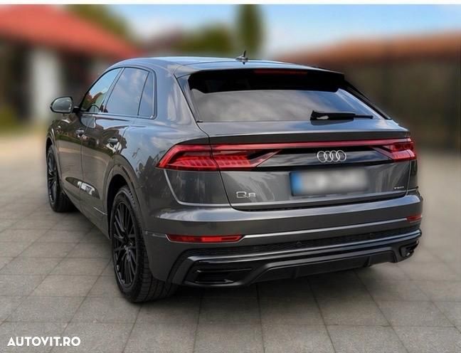 Audi Q8 - 3