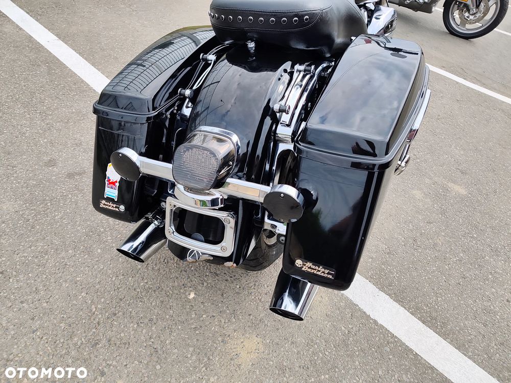 Harley-Davidson Touring Road King - 19