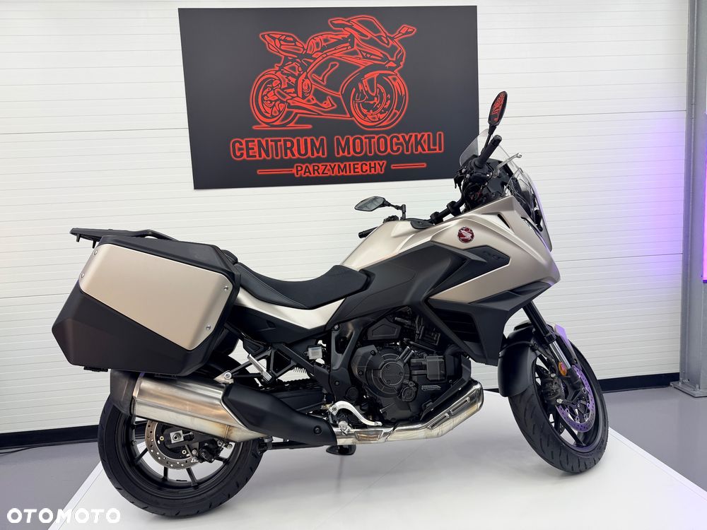 Honda NT