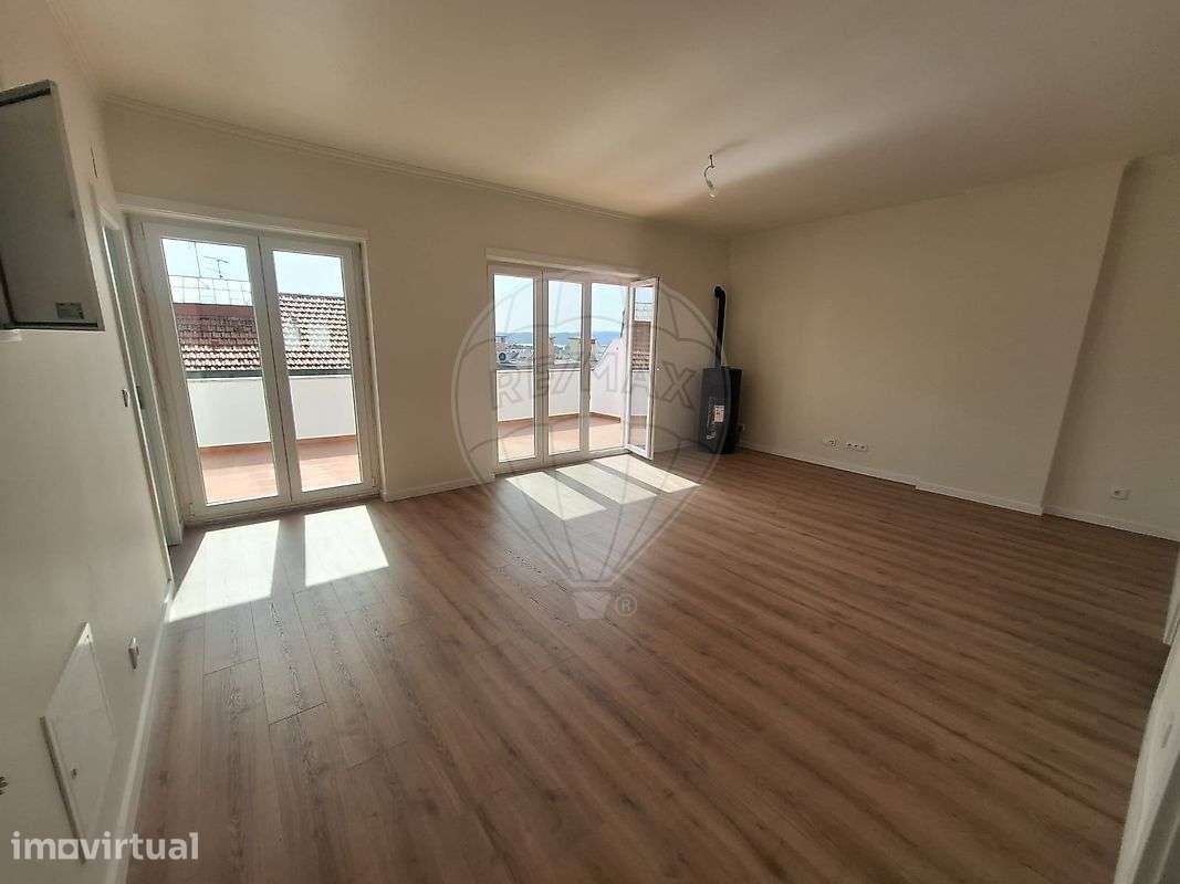 Apartamento T2 para arrendamento - Grande imagem: 4/27