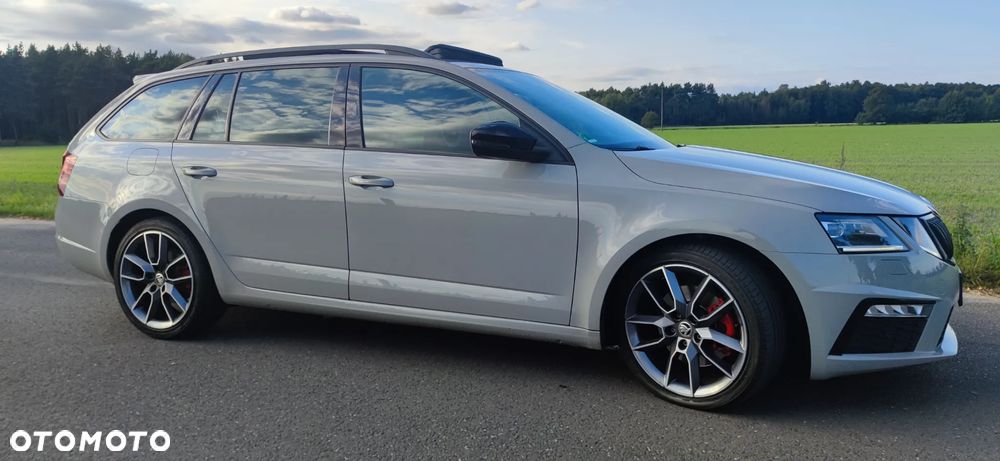 Skoda Octavia 2.0 TDI DSG RS - 4