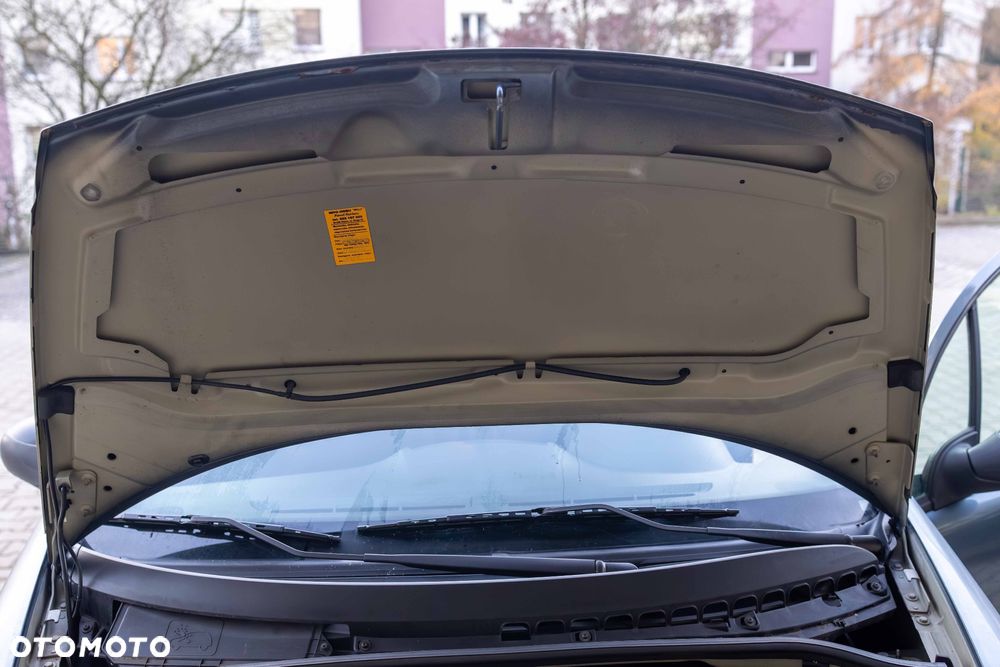 Citroën C3 1.6 VTR - 9