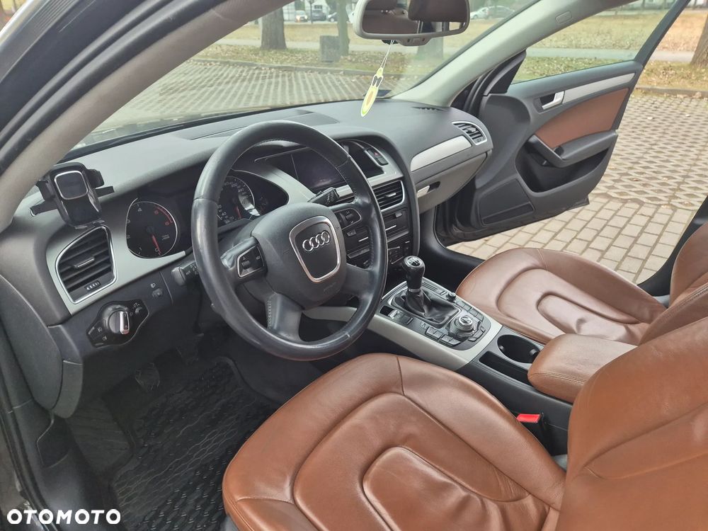 Audi A4 Avant 2.0 TDI - 10