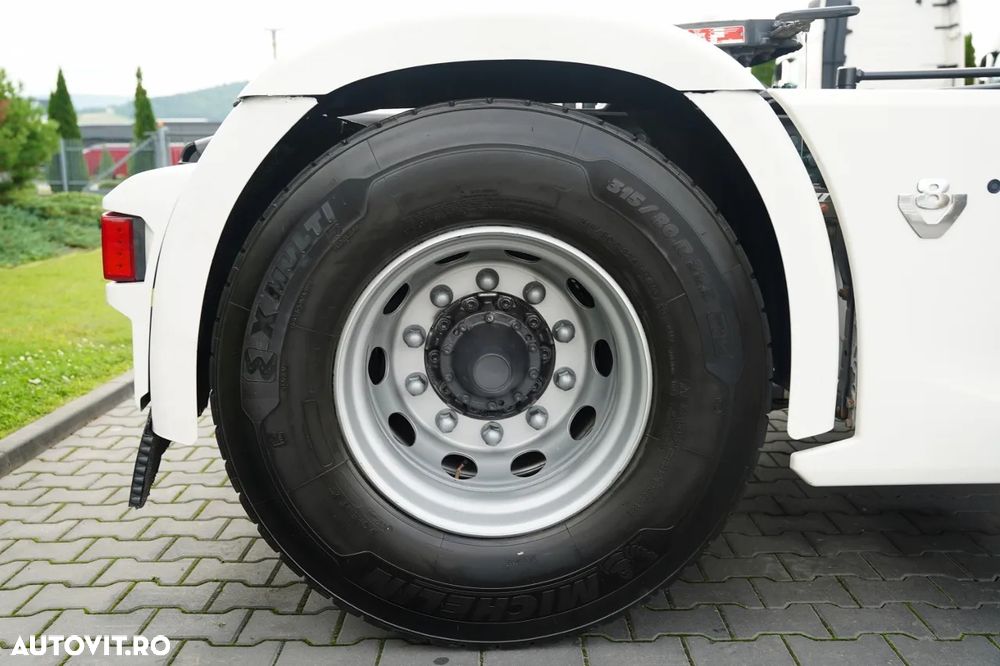 Scania R 520 / V8 / SISTEM HIDRAULIC / RETARDER / I-PARK COOL / FULL AIRMATIC / EURO 6 - 23