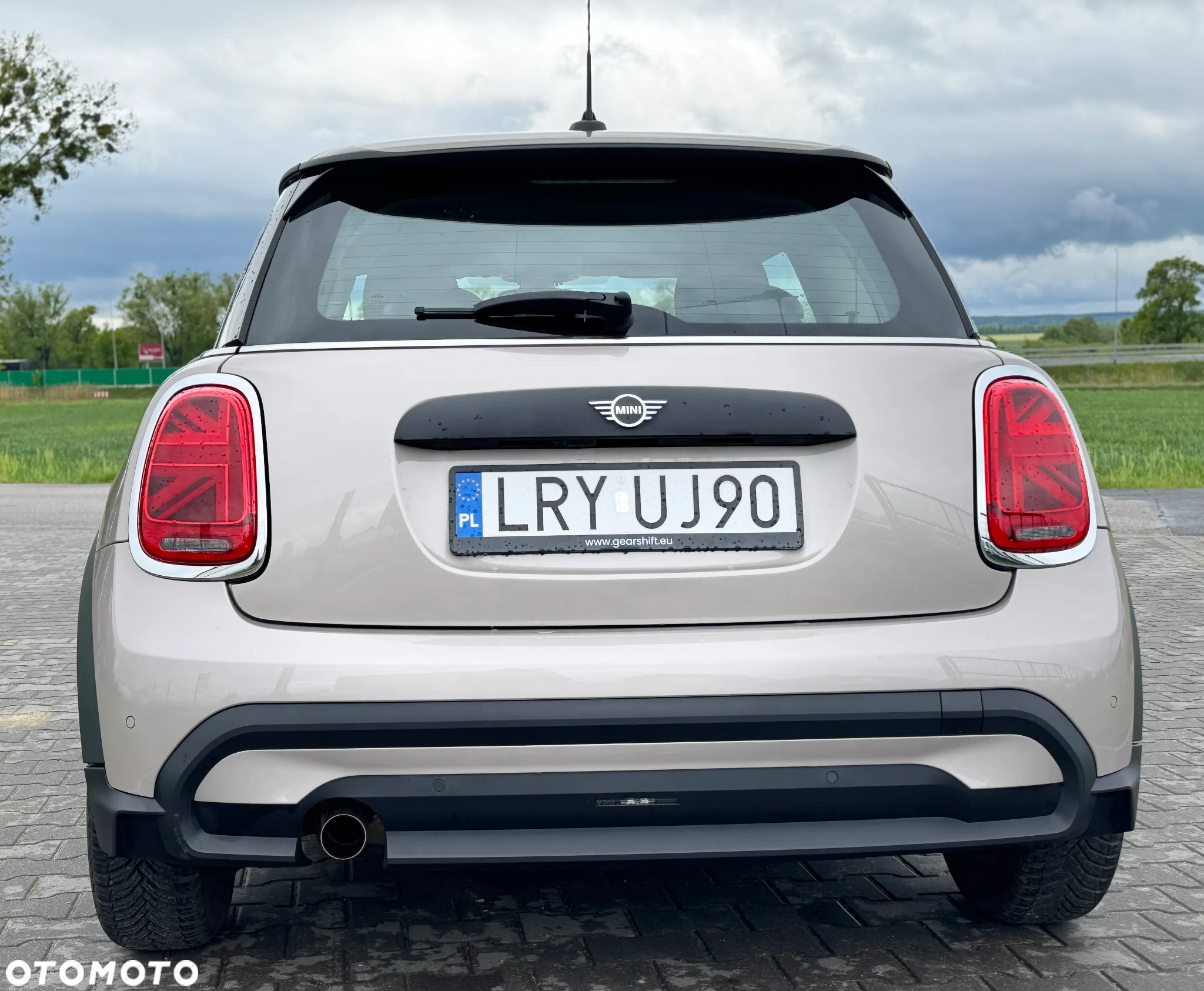 MINI ONE Classic Trim - 8
