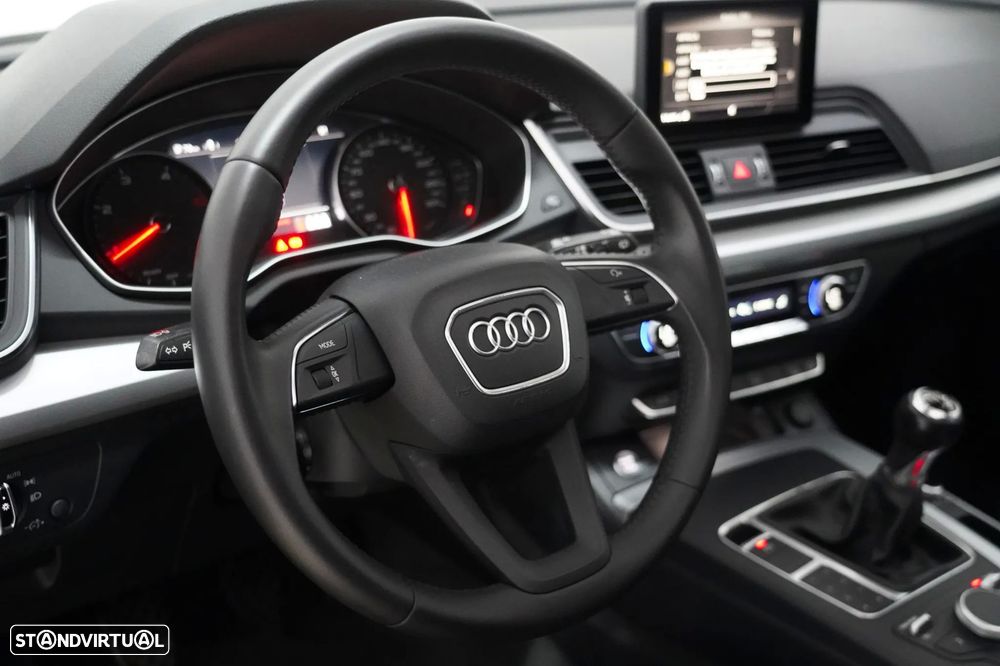 Audi Q5 2.0 TDI Design - 10