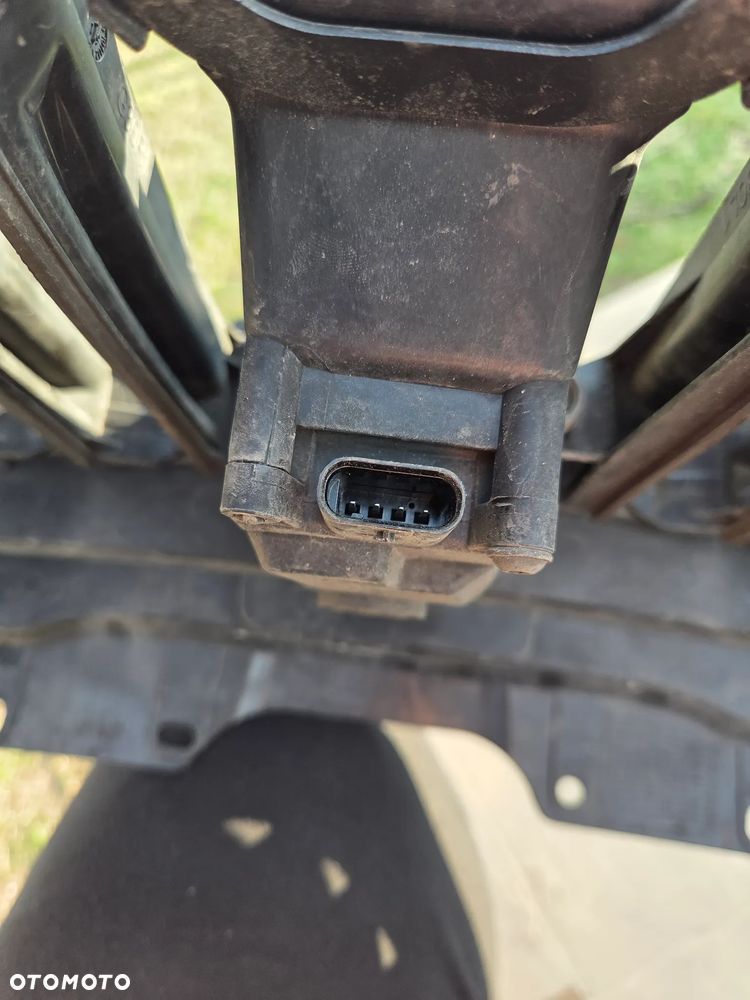 Kierownica wlot powietrza BMW 5 G30 G31 7497279 żaluzja roleta wlot powietrza BMW 5 g30 G31 Grill Atrapa chłodnicy - 9