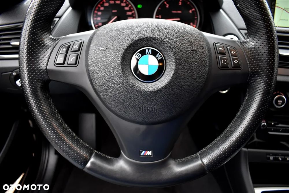 BMW X1 xDrive18d xLine - 28