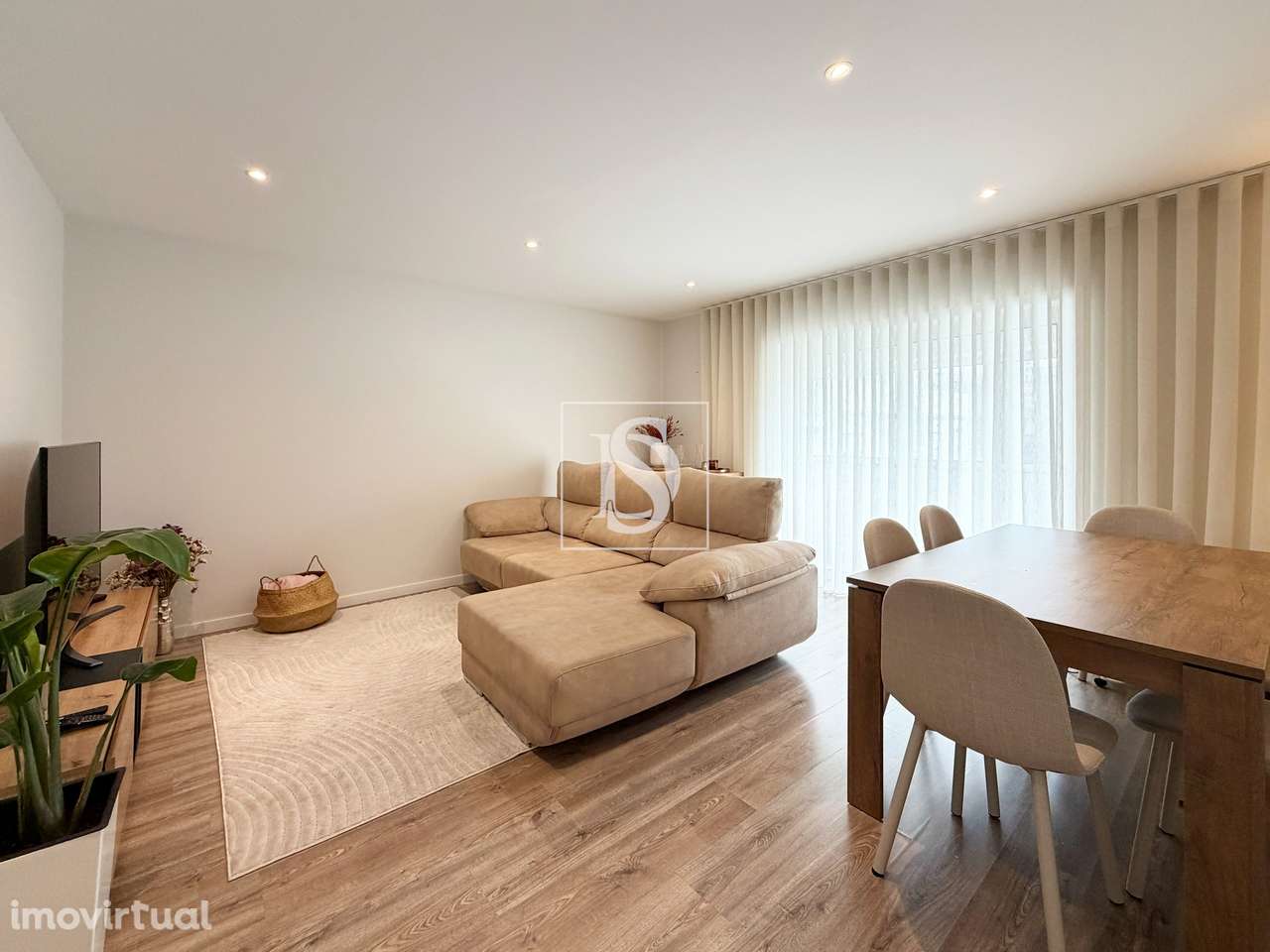 T3 em Maximinos - Grande imagem: 3/24