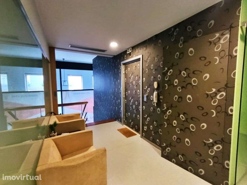 Escritório moderno em Matosinhos Sul - Grande imagem: 5/21