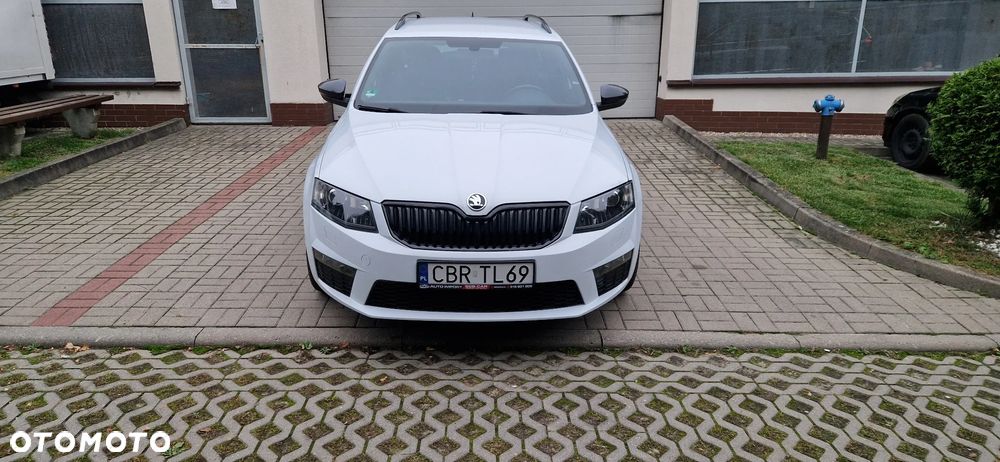 Skoda Octavia 2.0 TDI DSG RS - 5